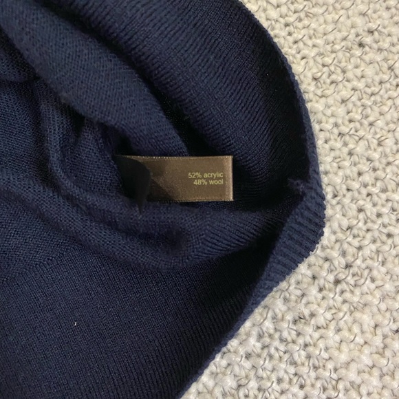 ✰ 2 vintage the limited scoop neck sweaters in gray and navy ✰ - Picture 7 of 7